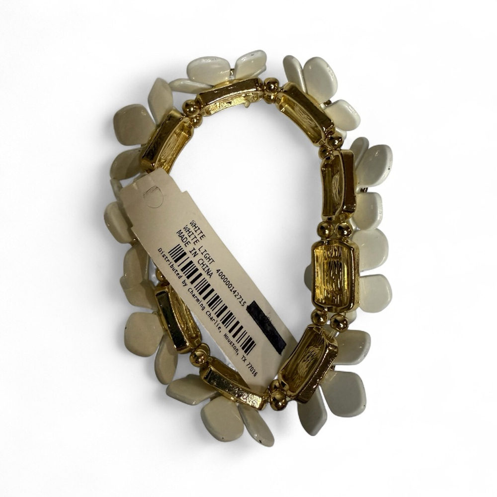 New Womens Charming Charlie White Gold Floral Stretch Bracelet One Size NWT Flaw - Picture 2 of 4